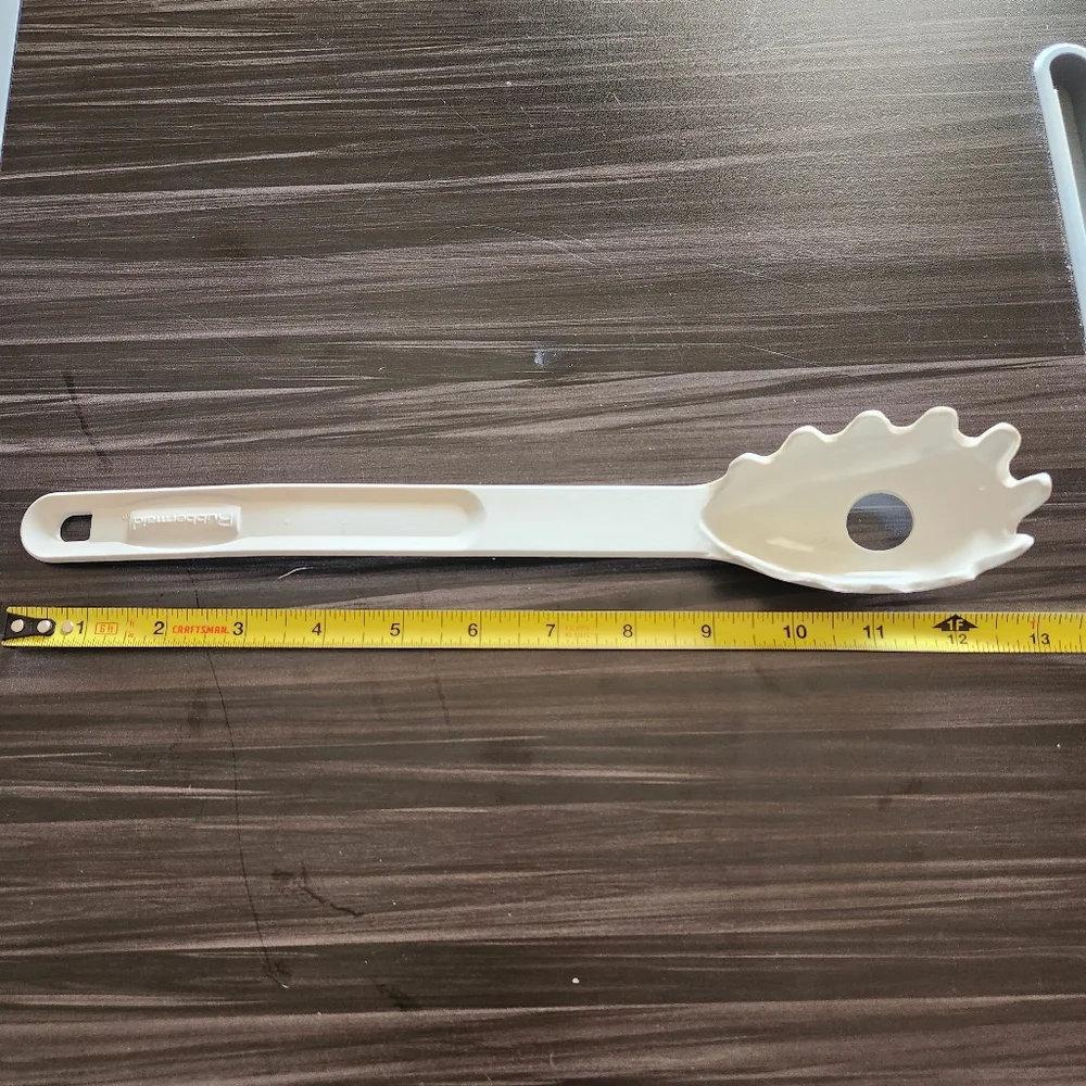 N/A rubbermaid pasta